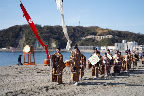 流鏑馬一行の登場