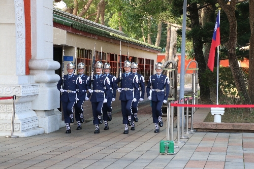 忠烈祠(衛兵交代)