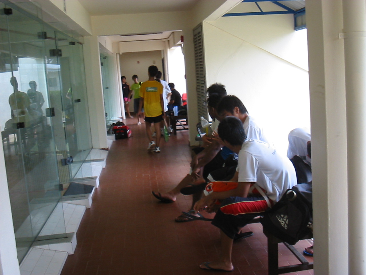 シンガポール kallang squash tennis pic スカッシュラケットあります pic kumasan