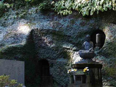 縁切り寺墓苑