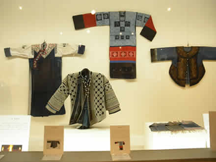 中国少数民族衣裳展