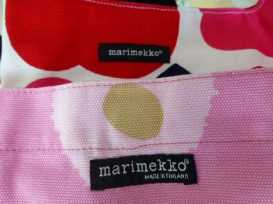 marimekkoショルダーバック ロゴ