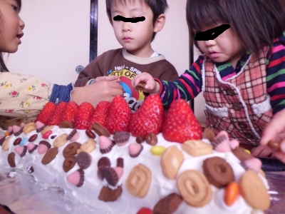 誕生ケーキ03.jpg