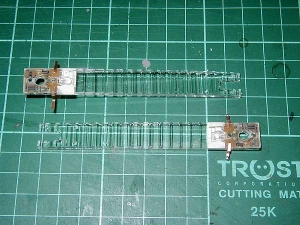 配線用端子を取り付けた、照明ユニット