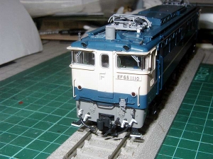 KATOEF65-1000代、前面