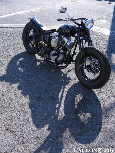 フリンジシート×'68アーリーショベル | ガロンのハンドメイドと