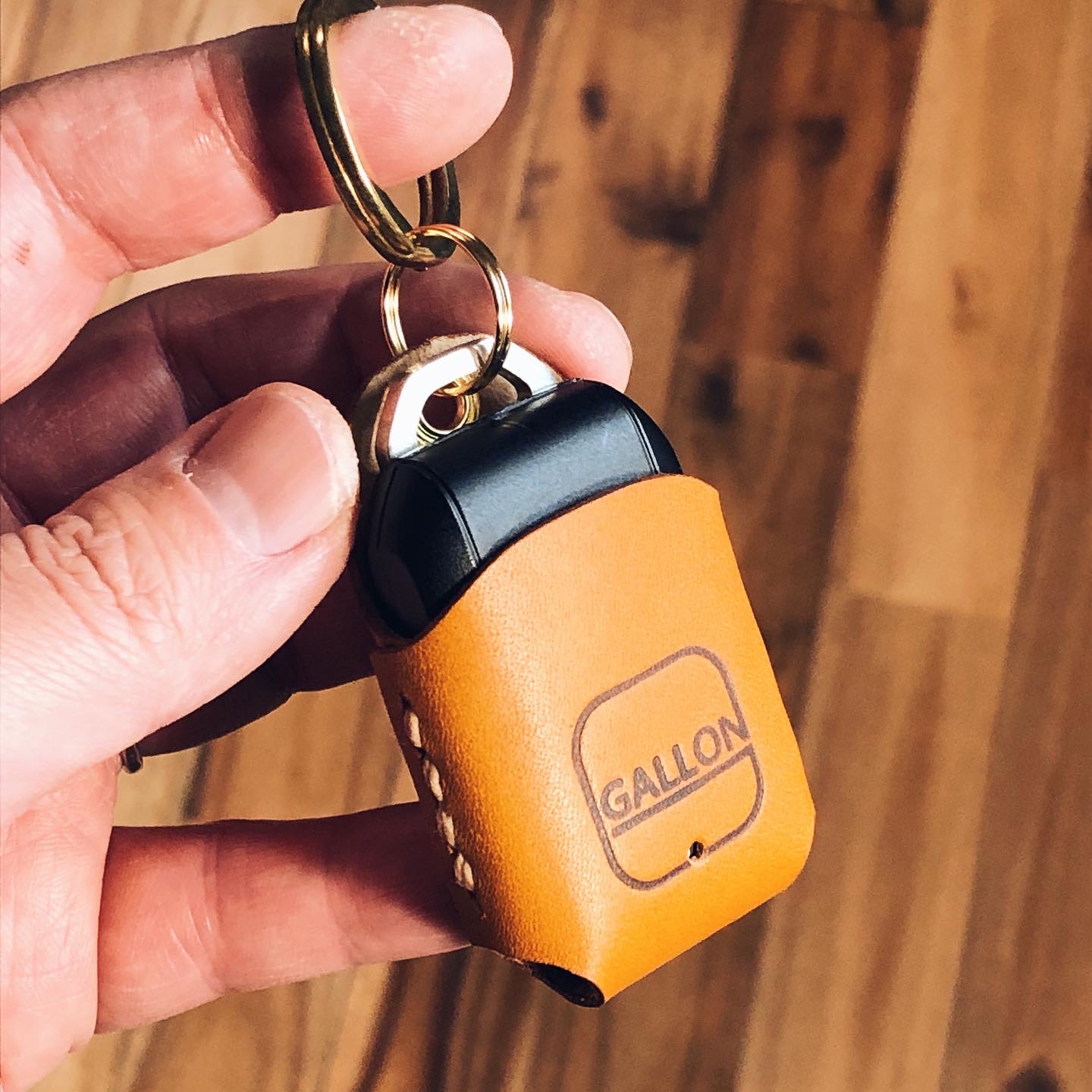 新型ジムニーを本革で包み込む | ガロンのハンドメイドとアトリエの日常