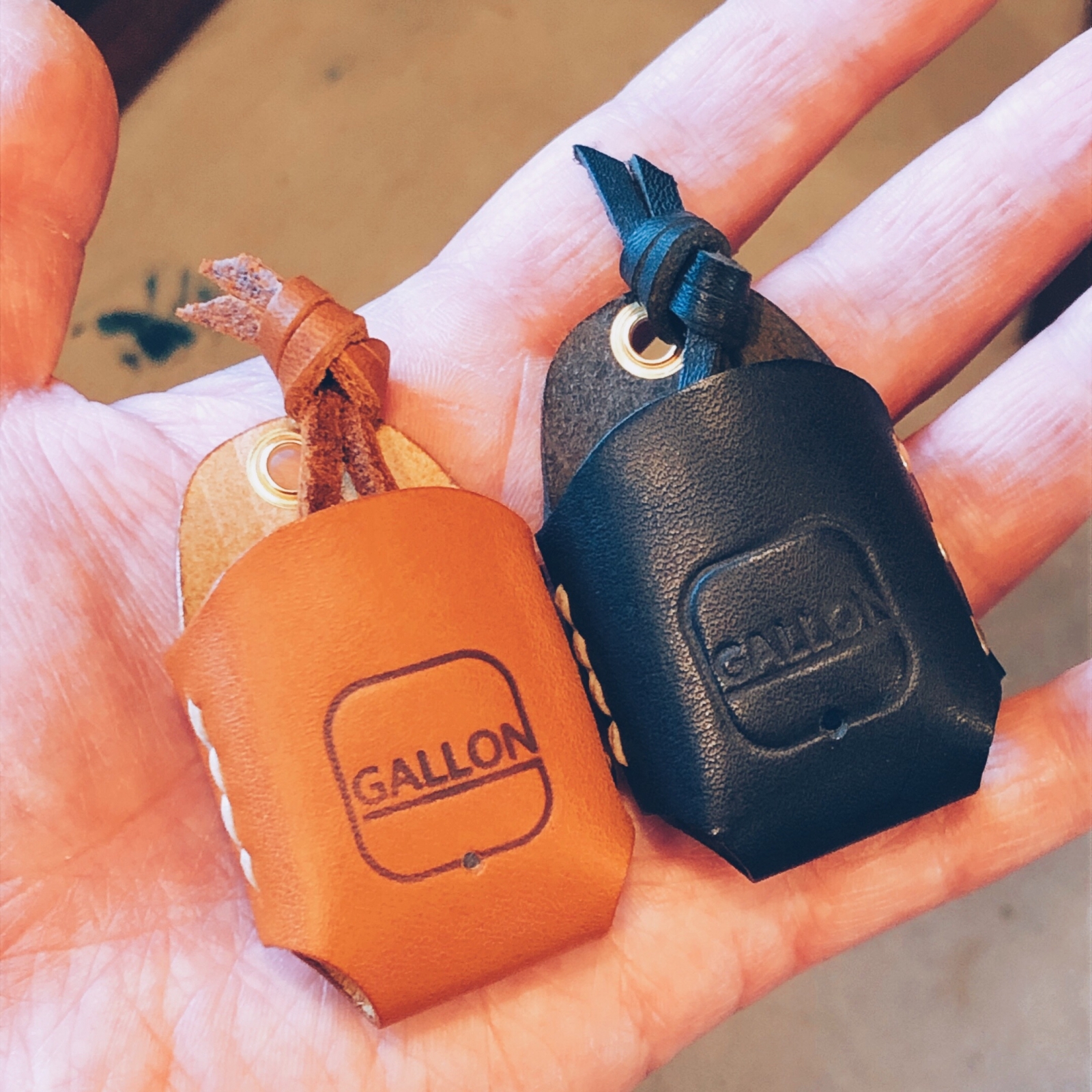 新型ジムニーを本革で包み込む | ガロンのハンドメイドとアトリエの日常