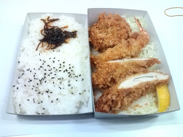 今日のランチは とんかつ和幸のなでしこ弁当 太郎と花子の部屋