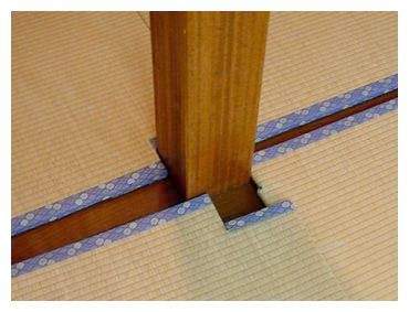 きすげの畳−柱の部分の切り欠き