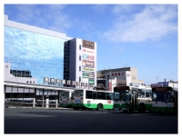 学園前駅北口PARADIS