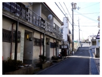 青池下のアパート