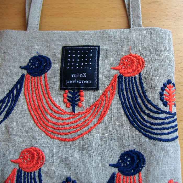 mina twitter minibag navy | Lin total fashion place blog