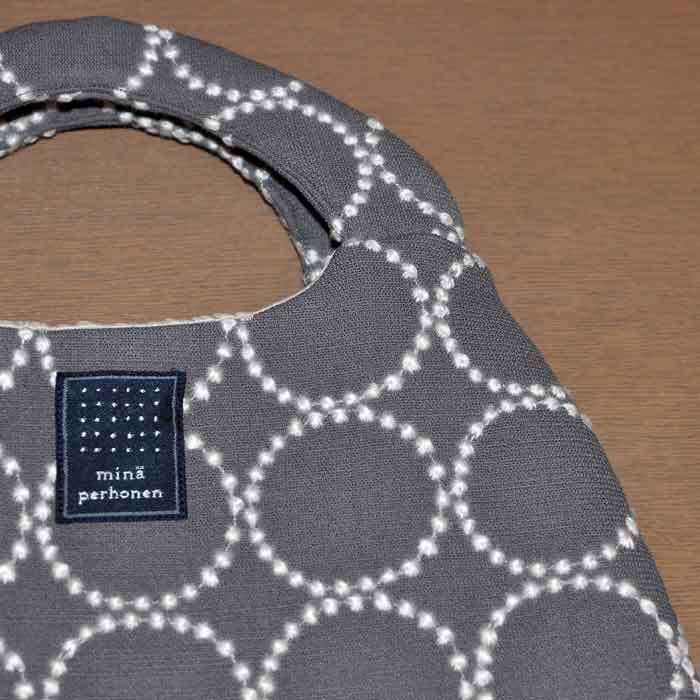 ミナペルホネン tambourine エッグバッグ gray | Lin total ミナペルホネン tambourine エッグバッグ gray | Lin total