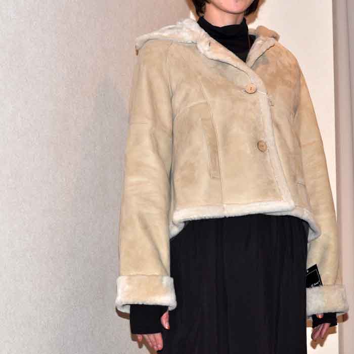PEAU D'ANE( ポーダーヌ)ムートンショートコートCHAMPAGNE