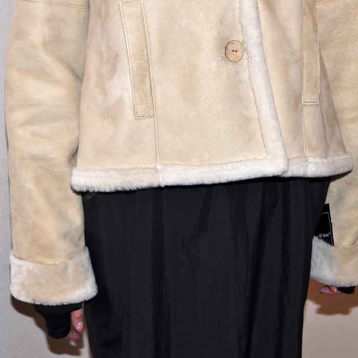 PEAU D'ANE( ポーダーヌ)ムートンショートコートCHAMPAGNE