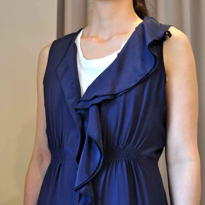 アガタ サンベル / agathe st belシルクラッフルワンピースnavy