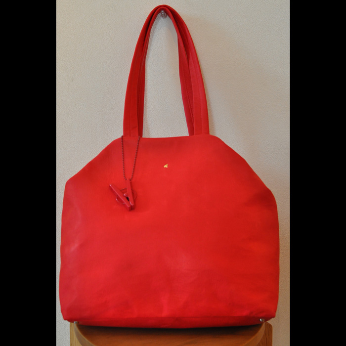 ミナペルホネン canele 鹿革バッグ red | Lin total fashion place blog
