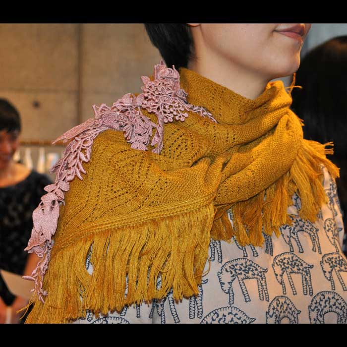 ミナペルホネン pastoral 三角ストール #mustard | Lin total fashion