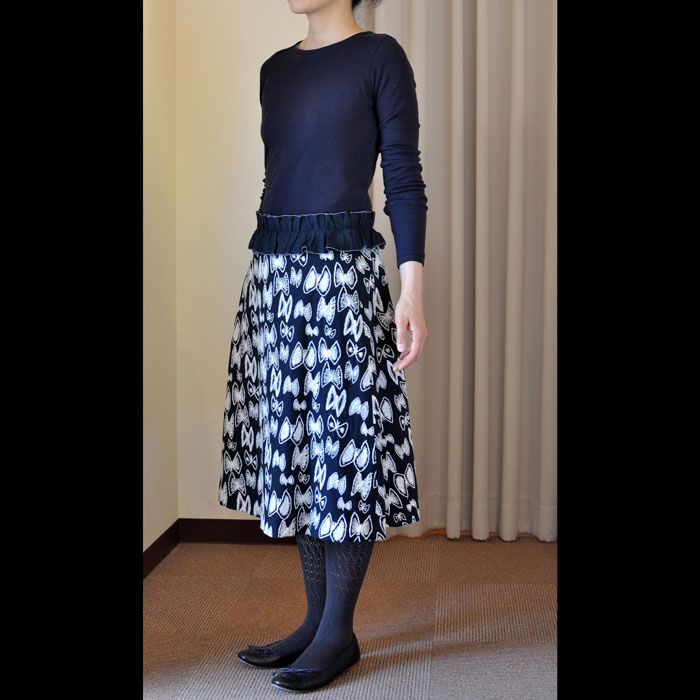 ミナペルホネン sky flower スカート navy | Lin total fashion place blog