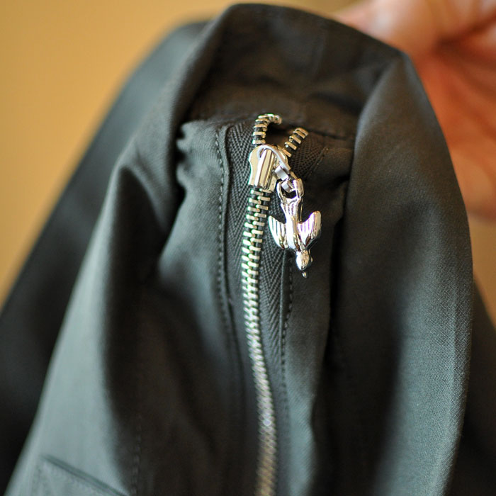 ミナペルホネン ribbon ボディバッグ（L）charcoal | Lin total 