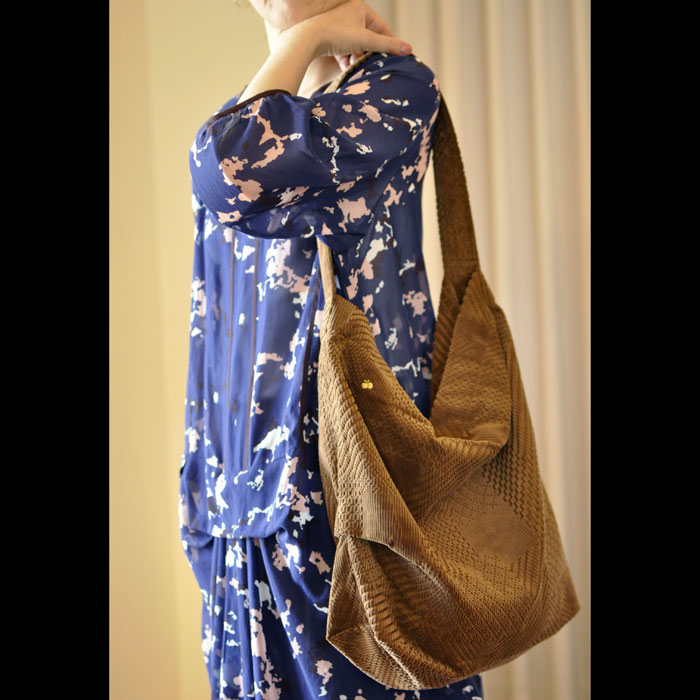 ミナペルホネンland puzzleボディバッグ（L）brown | Lin total  