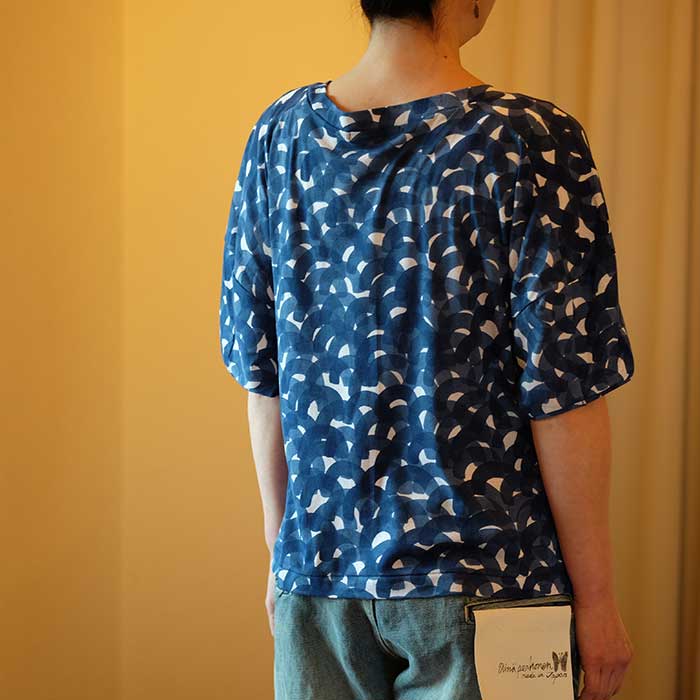 良品 mina perhonen ミナペルホネン aalto アアルト 総柄 七分袖 ドルマンスリーブ ラウンドネック カットソー Tシャツ 38 ブルー レディース 古着 中古 良品 mina perhonen ミナペルホネン aalto アアルト 総柄 七分袖