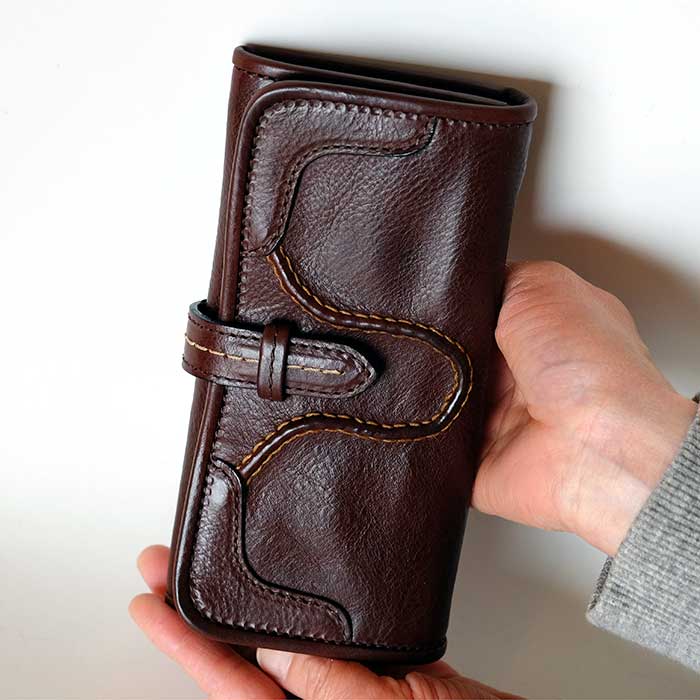 Chausser (ショセ) バケッタレザー長財布 D.Brown