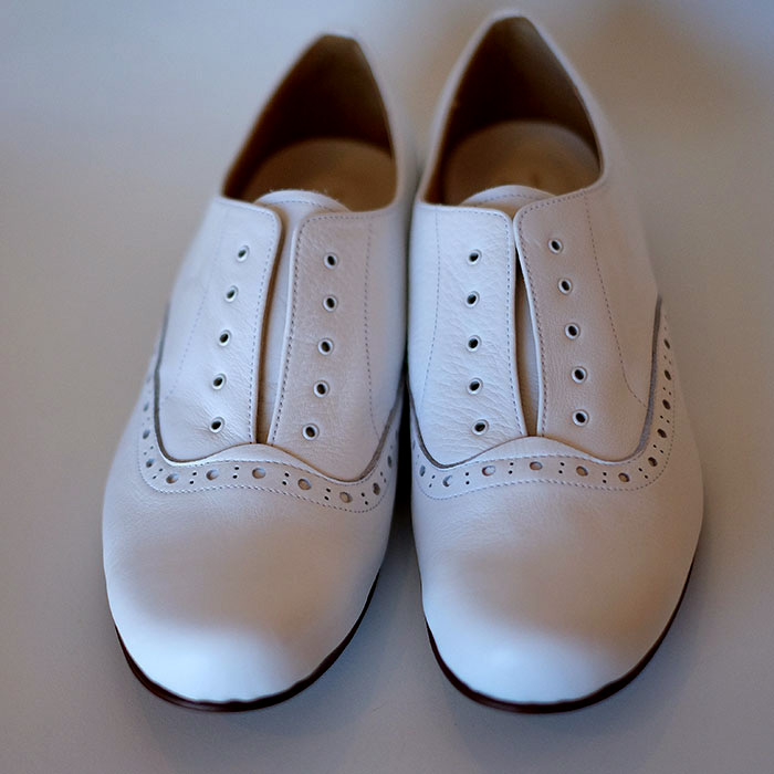 chausser  ippei takeiʥ祻  åڥ˥졼åץ塼 white