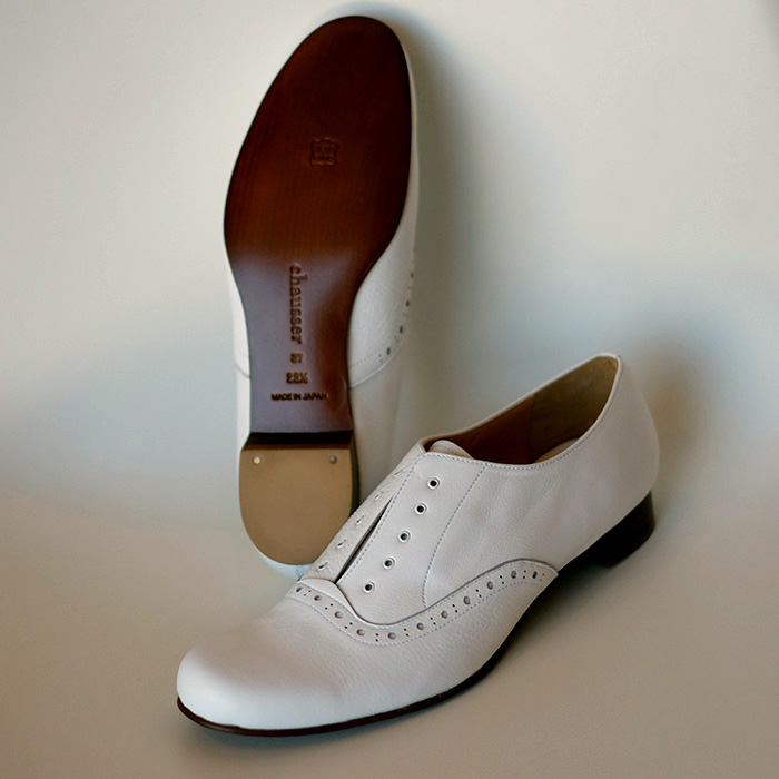 chausser  ippei takeiʥ祻  åڥ˥졼åץ塼 white