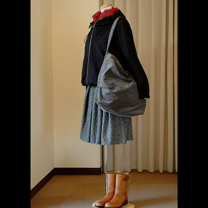 ミナペルホネンland puzzleボディバッグ（L）gray | Lin total fashion ...