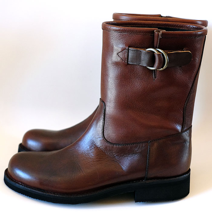 Chausser˥ڥ֡ D.Brown