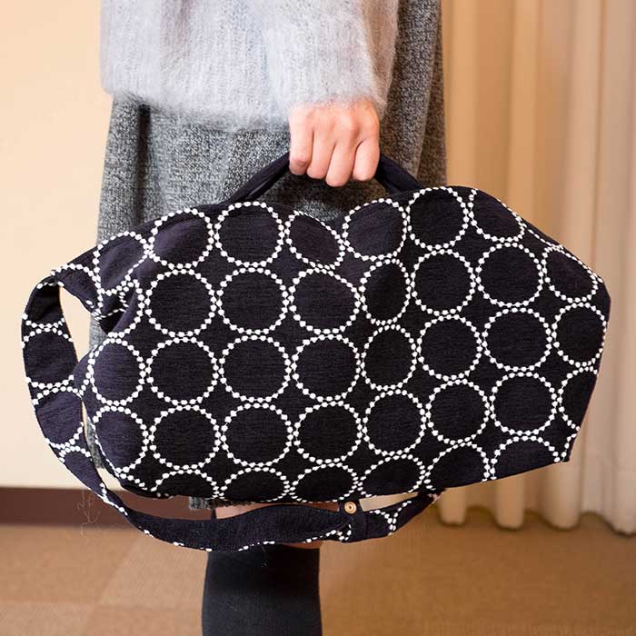 ミナペルホネンtambourineボディバッグ(S)navy | Lin total ミナペルホネンtambourineボディバッグ(S)navy | Lin total