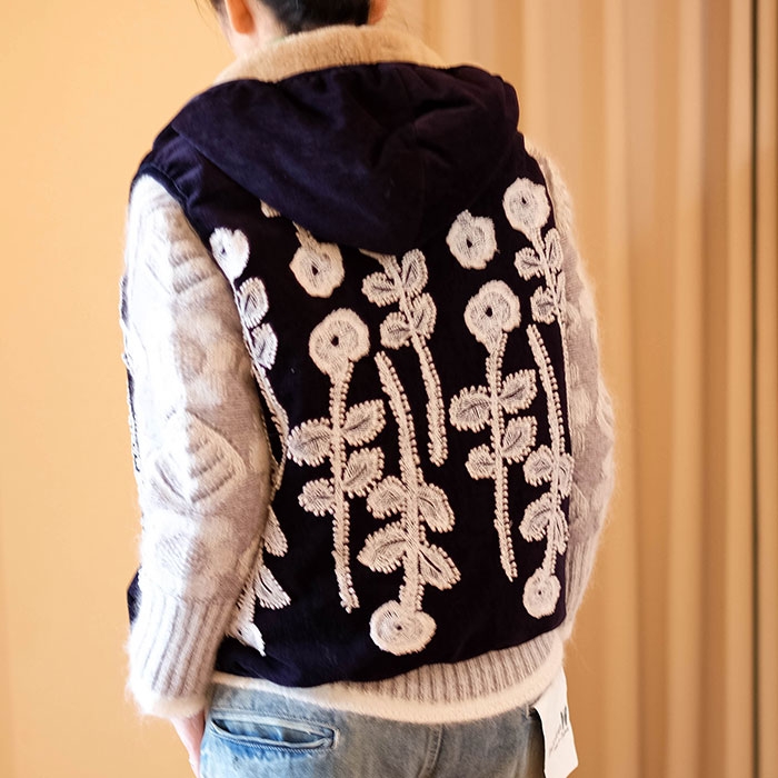 ミナペルホネン frost garden ダウンベストnavy | Lin total ミナペルホネン frost garden ダウンベストnavy | Lin total