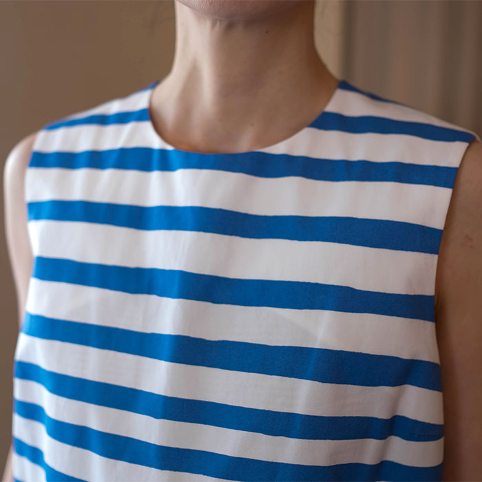 JM DAVIDSON （ジェイアンドエムデヴィッドソン）'CHASE DRESS'手描き風ボーダーノースリーブワンピース #BONNIE BLUE  | Lin total fashion place blog