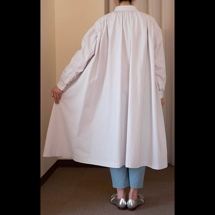 ミナペルホネンlaboratoryシャツワンピース(コットンオックスフォード) l.gray