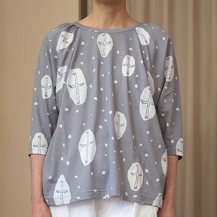 ミナペルホネン cross bird カットソーTシャツ gray | Lin total 