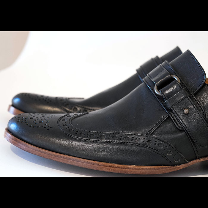 chausser (ショセ) ストラップスリッポン(C-731)black
