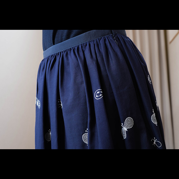 ミナペルホネン choucho 刺繍ギャザースカートnavy | Lin total