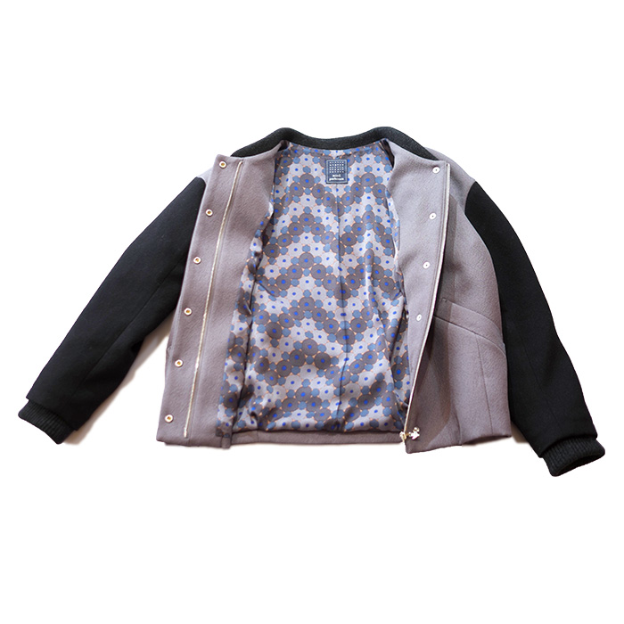 ミナペルホネン wolf & flower ブルゾン #gray | Lin total ミナペルホネン wolf & flower ブルゾン #gray | Lin total