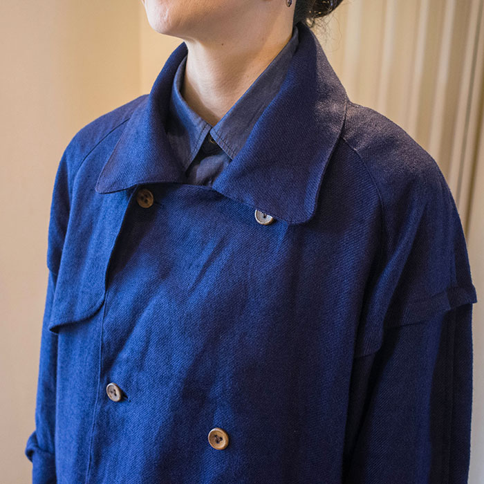 ippei takei [イッペイタケイ] リネントレンチコート blue | Lin total