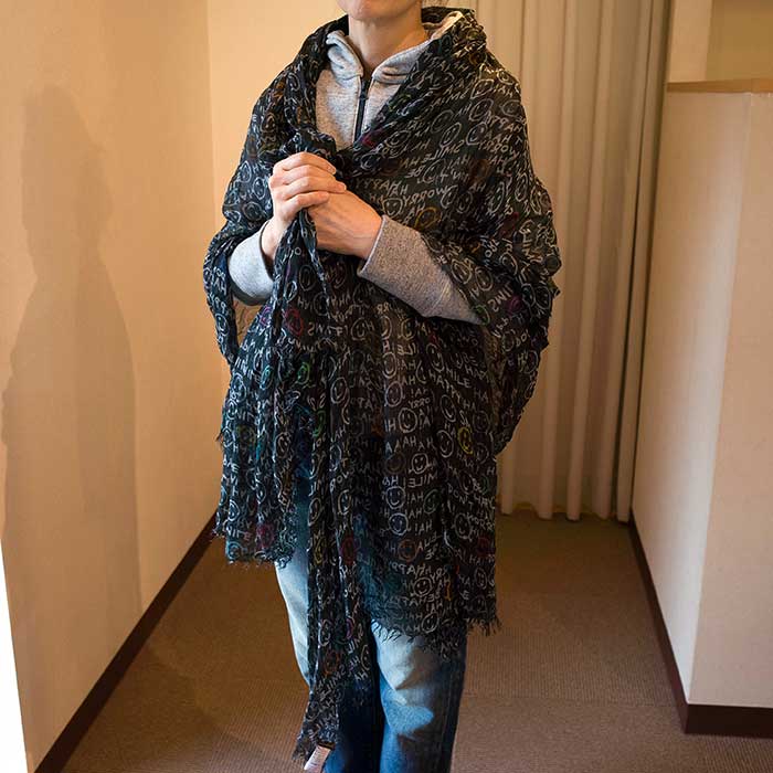 Faliero Sarti（ファリエロサルティ）smileストール #ブラック系 | Lin