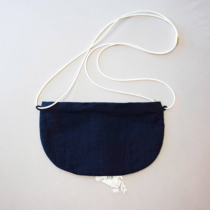 ミナペルホネン coupe bag #navy | Lin total fashion place blog
