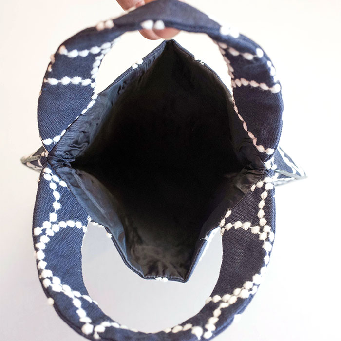 ミナペルホネン tambourine エッグバッグ navy ミナペルホネン tambourine エッグバッグnavy | Lin total