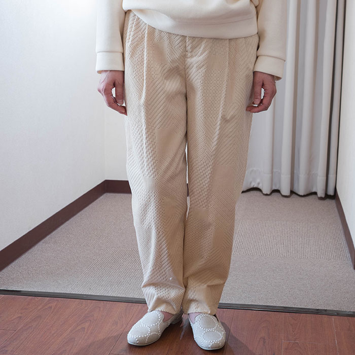 land puzzle タックパンツ＃light beige | Lin total fashion place blog