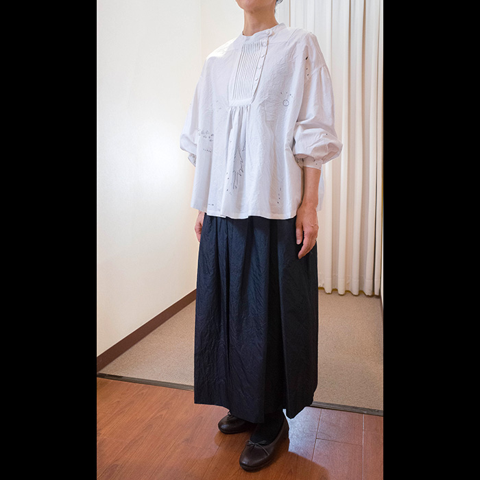 ミナペルホネン　vista シルク100%スカート　38サイズ ミナペルホネン vista シルクスカート #navy | Lin total