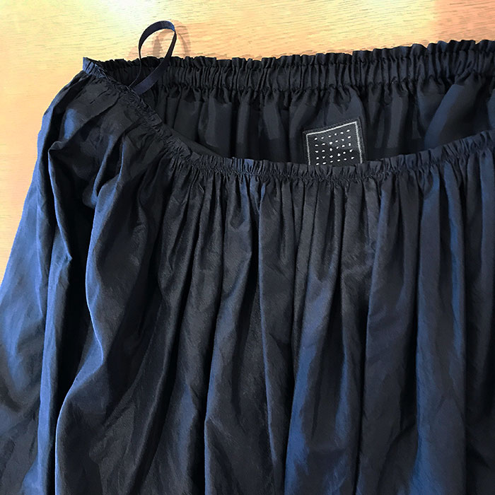 ミナペルホネン　vista シルク100%スカート　38サイズ ミナペルホネン vista シルクスカート #navy | Lin total