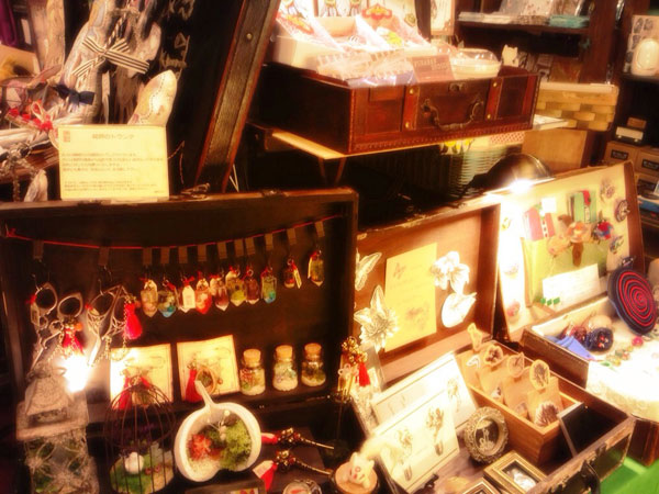 旅人のトランク展