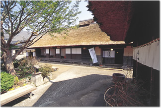 三澤屋外観