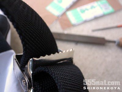 ホロホロ日記 555nat.com 白猫屋 メッセンジャーバッグ バックル 留まりが悪い場合(2)